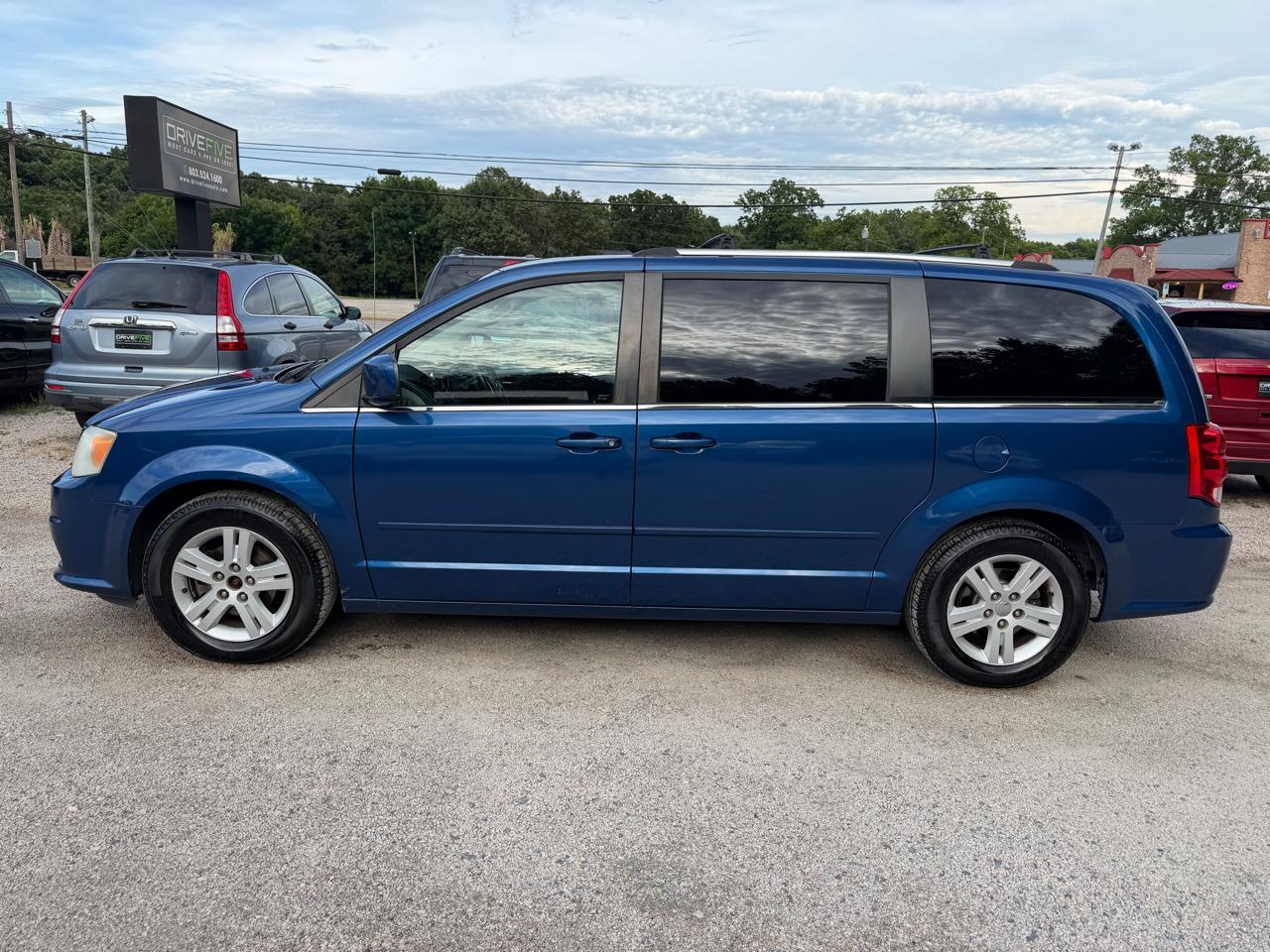 dodge grand caravan 2011 2D4RN5DG8BR629689 image dodge grand caravan 2011 2D4RN5DG8BR629689 image